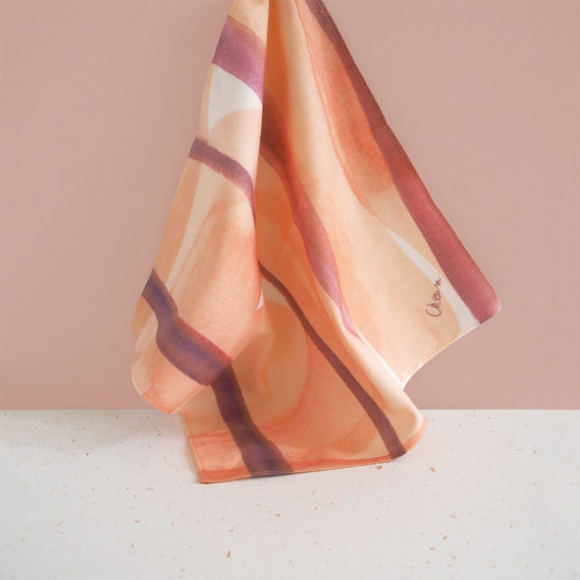Mouchoir-tissu-Choum-orange-Emma