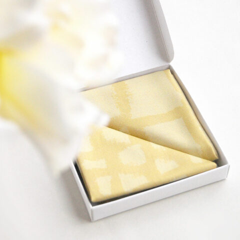 coffret-mouchoirs-en-tissu-homme-femme-beige