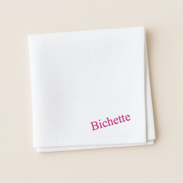 mouchoir-en-tissu-brode-personnalise-prenom