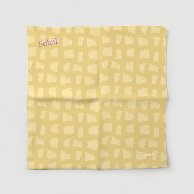 mouchoir-tissu-brode-soleil-niki